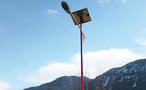 如何选择高质量的镇原太阳能路灯材料：全方位指南