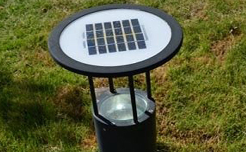 别墅庭院氛围营造：镇原草坪灯选型与布光技巧