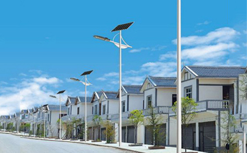 镇原太阳能路灯配置与在乡村道路照明中的应用